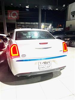 كرايسلر 300